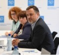 Nepříznivou situaci na trhu práce ovlivňuje několik faktorů naráz